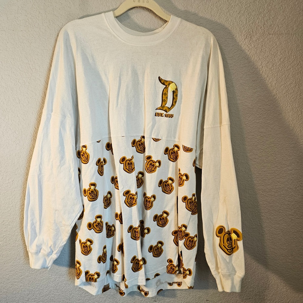 Didneyland Spirit jersey unisex size medium Mickey waffle long‎ sleeve (scented)